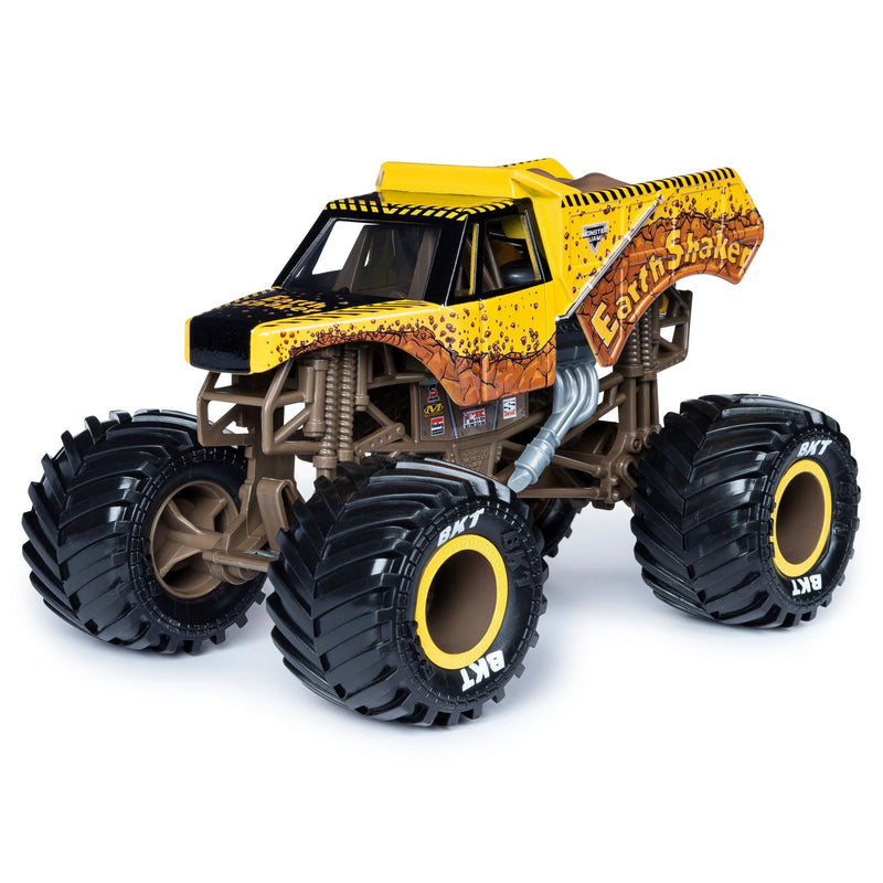 Monster Jam 1:24 Die-Cast Monster Truck Vehicle, Kids Collectible Toy, Assorted, Ages 3+ C3126
