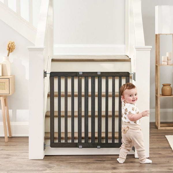Wooden Top of Stairs Baby Gate F9694